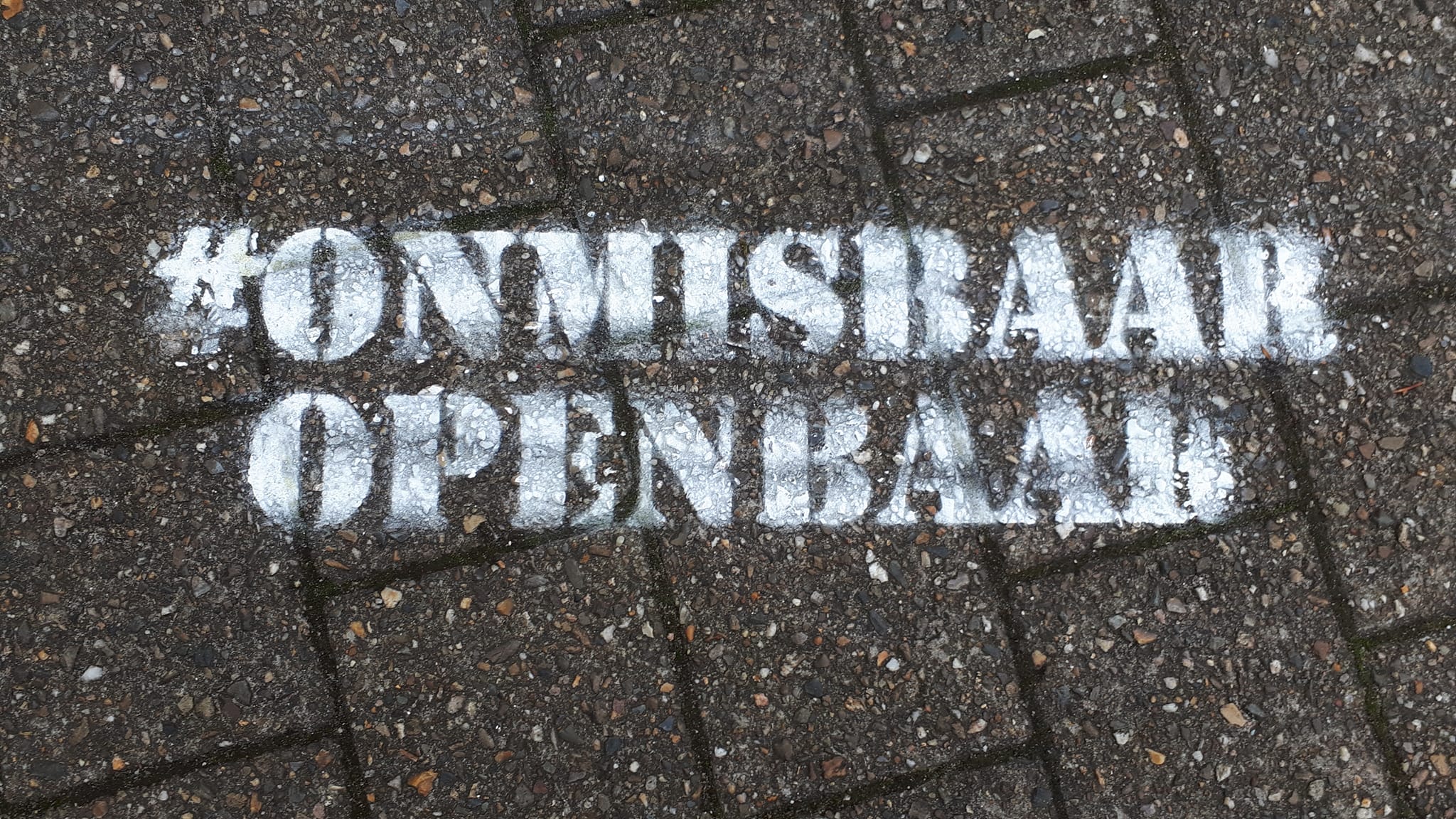 onmisbaar openbaar